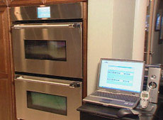 Connect Io Intelligent Oven управляется с любого электронного прибора, способного выходить в Интернет (фото с сайта hgtv.com).